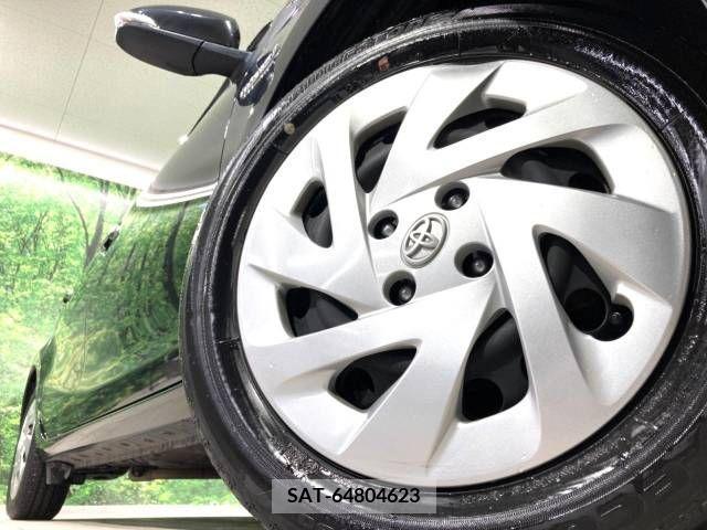Toyota AQUA 2018-12 217326-12