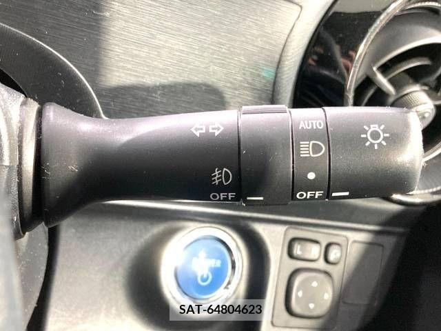 Toyota AQUA 2018-12 217326-5