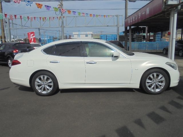 Nissan FUGA 2012-03 753-7