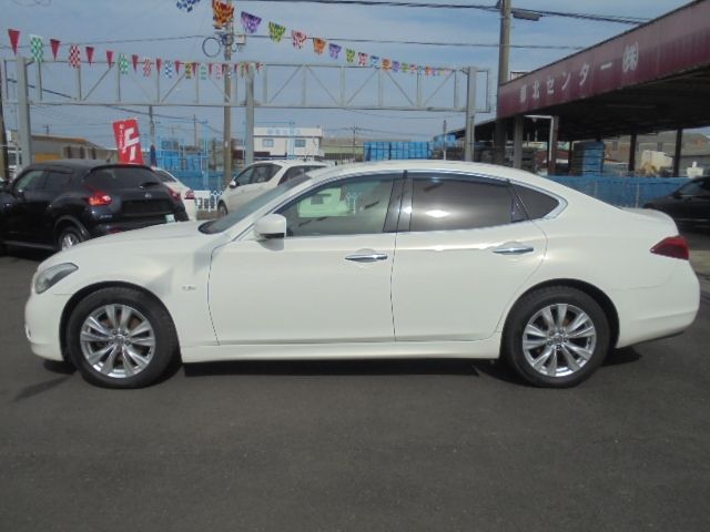 Nissan FUGA 2012-03 753-3