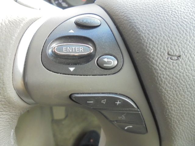 Nissan FUGA 2012-03 753-14