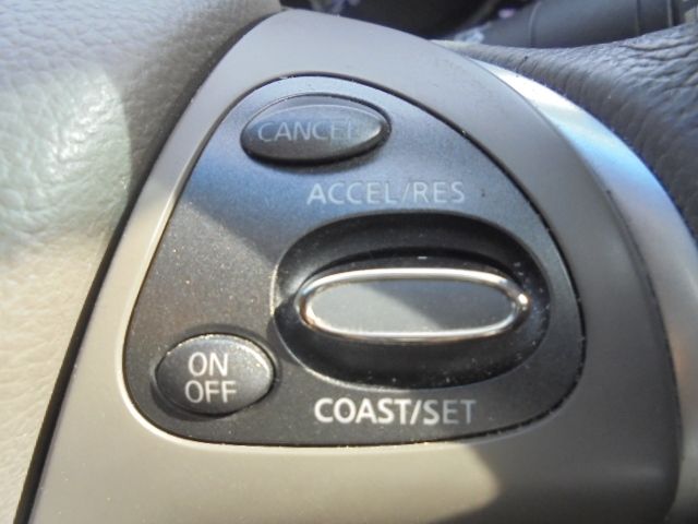 Nissan FUGA 2012-03 753-15