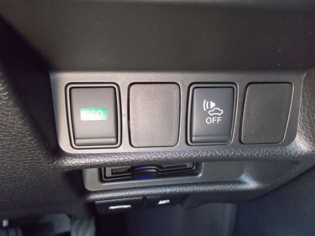 Nissan X-TRAIL 2018-07 4892-12