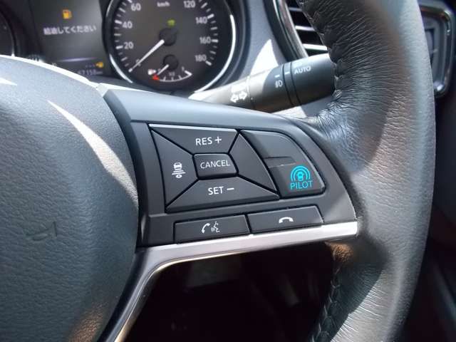 Nissan X-TRAIL 2018-07 4892-8