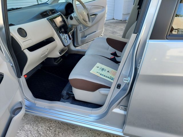 Nissan DAYZ 2017-05 8220-10