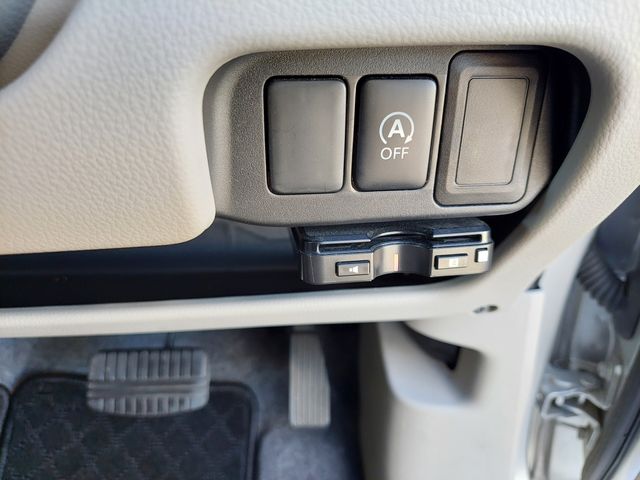 Nissan DAYZ 2017-05 8220-16