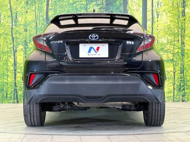 Toyota C-HR 2017-04 183920-15
