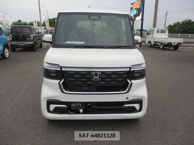 Honda N BOX CUSTOM 2024-05 279023-1