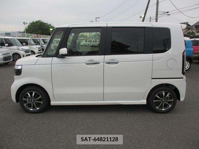 Honda N BOX CUSTOM 2024-05 279023-7