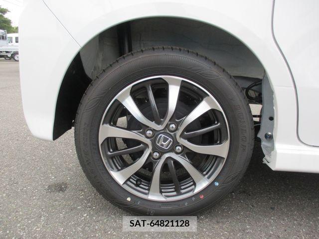 Honda N BOX CUSTOM 2024-05 279023-11