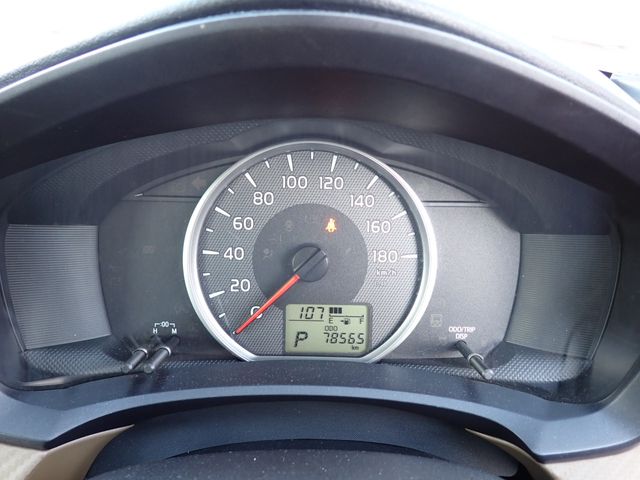 Toyota COROLLA AXIO 2014-04 193419-8