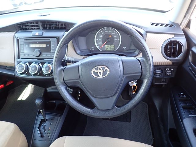 Toyota COROLLA AXIO 2014-04 193419-7