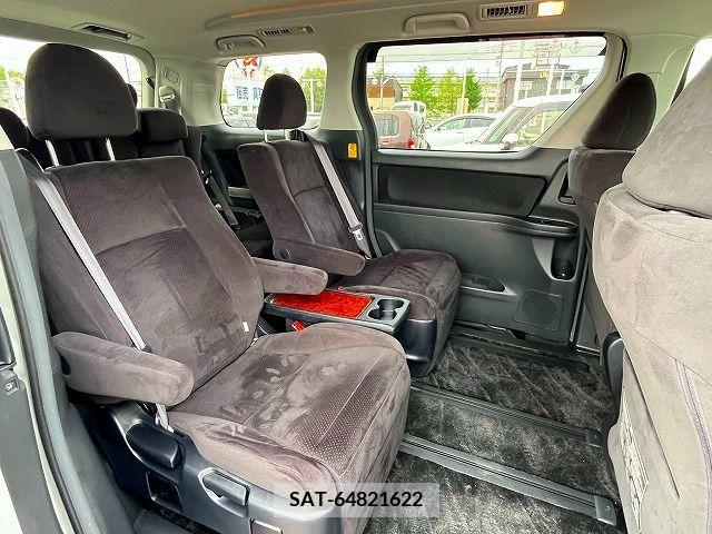 Toyota ALPHARD 2010-10 279760-3