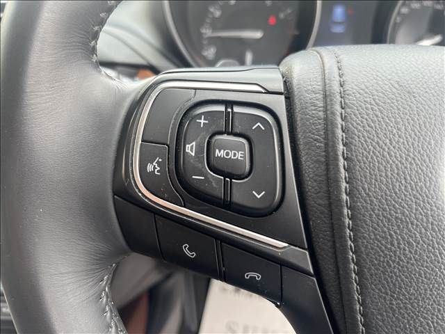 Toyota AVENSIS 2017-05 22360-12
