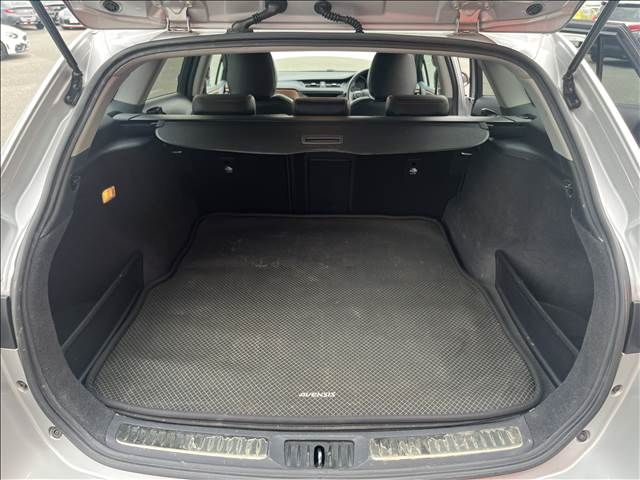 Toyota AVENSIS 2017-05 22360-19
