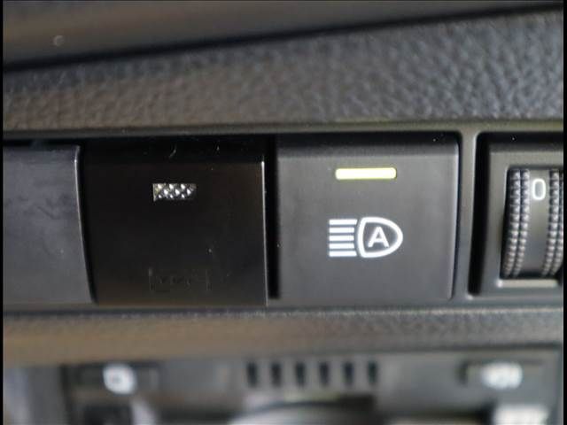 Toyota COROLLA CROSS 2021-11 8628-8
