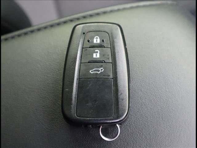 Toyota COROLLA CROSS 2021-11 8628-14