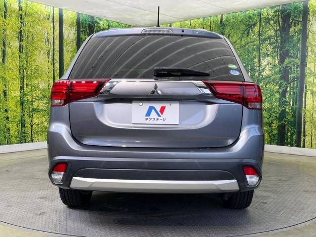 Mitsubishi OUTLANDER 2015-09 192391-18