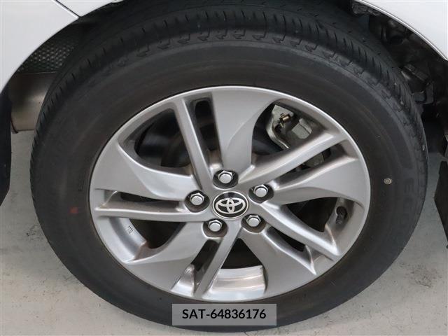 Toyota SIENTA 2019-05 285061-8
