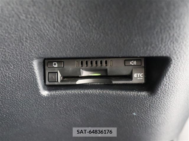 Toyota SIENTA 2019-05 285061-4