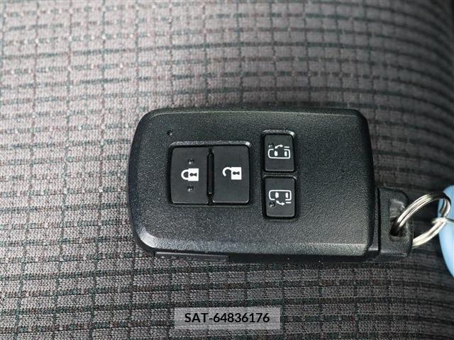 Toyota SIENTA 2019-05 285061-16