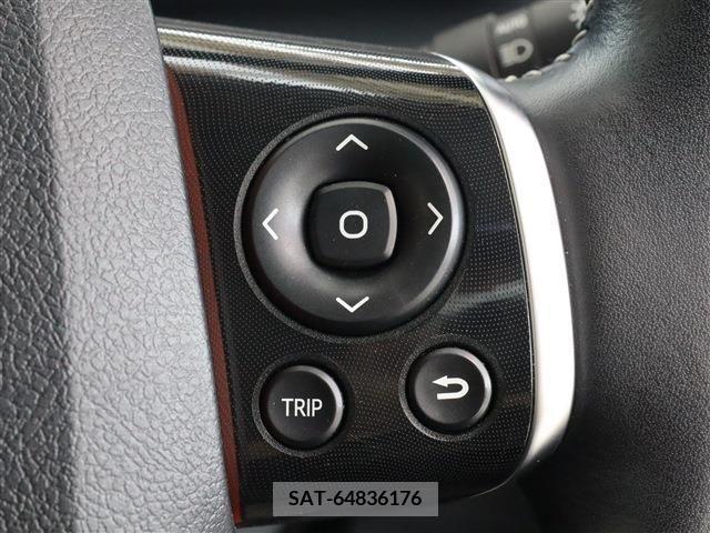 Toyota SIENTA 2019-05 285061-28
