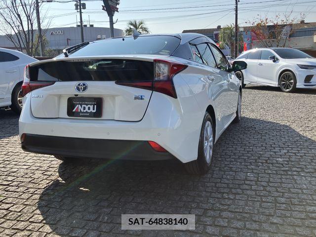 Toyota PRIUS 2019-05 205036-6