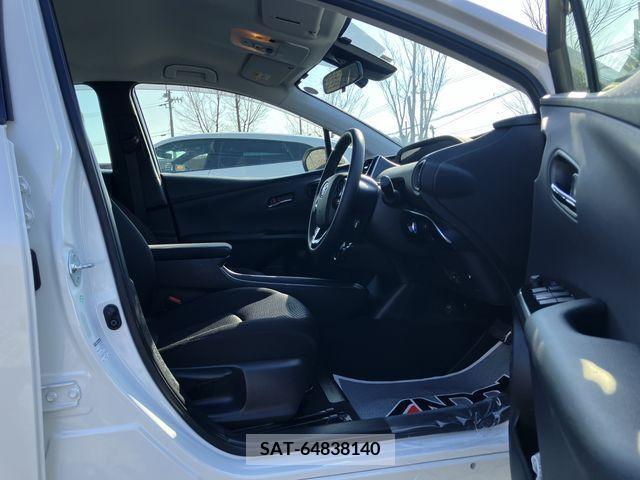 Toyota PRIUS 2019-05 205036-9