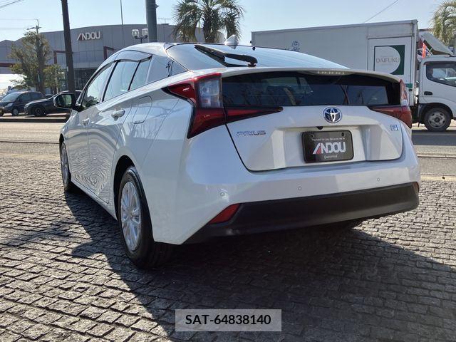 Toyota PRIUS 2019-05 205036-2