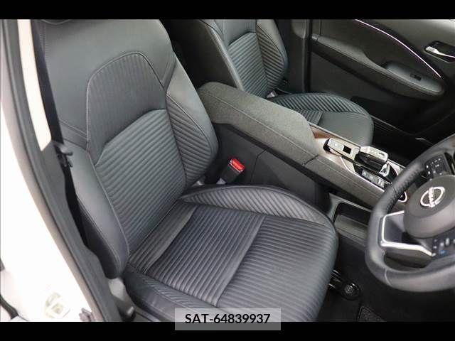 Nissan AURA 2023-07 356682-10