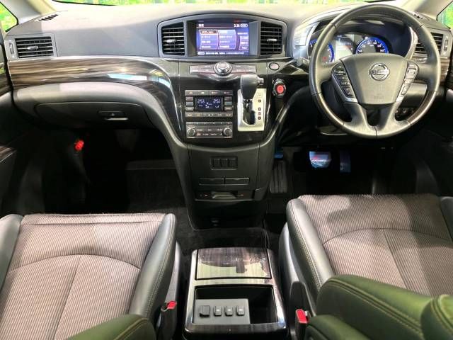 Nissan ELGRAND 2019-03 186753-1