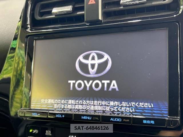 Toyota PRIUS 2017-08 282078-3