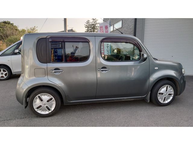 Nissan CUBE 2011-02 2279-3