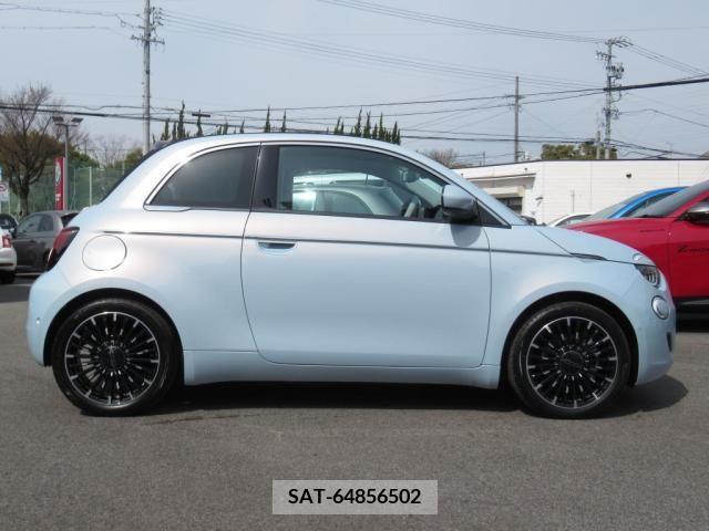 Fiat 500 2023-12 297657-6