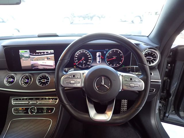 Mercedes Benz E-CLASS 2019-04 18335-13