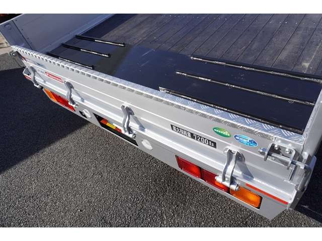 MITSUBISHI FUSO Fighter 2022-12 765-18