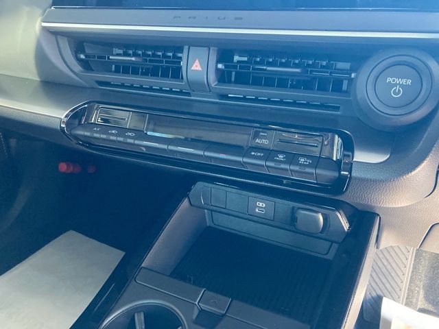 Toyota PRIUS 2023-10 19476-18