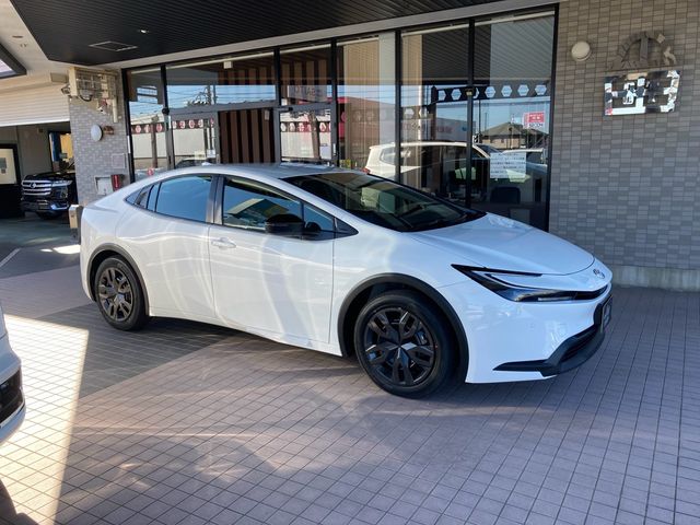 Toyota PRIUS 2023-10 19476-3