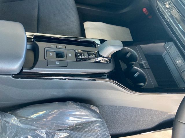 Toyota PRIUS 2023-10 19476-19