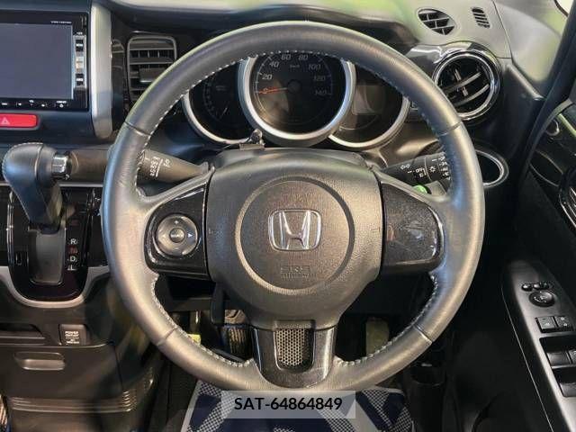Honda N BOX CUSTOM 2013-07 306499-11