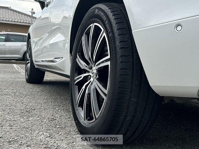Volvo XC60 2019-08 382327-5