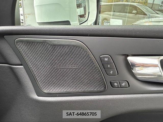 Volvo XC60 2019-08 382327-19
