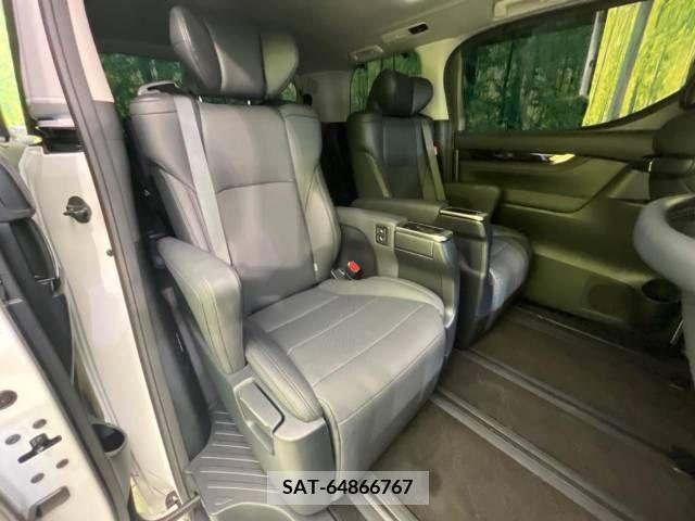 Toyota ALPHARD 2022-09 279766-9
