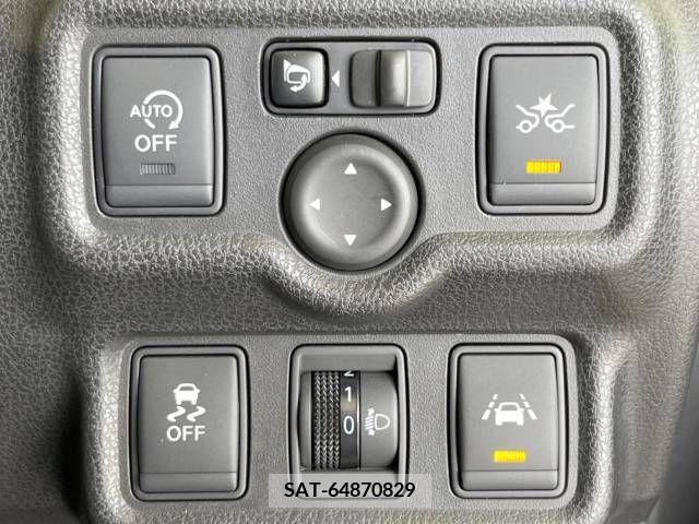 Nissan NOTE 2015-09 302386-7