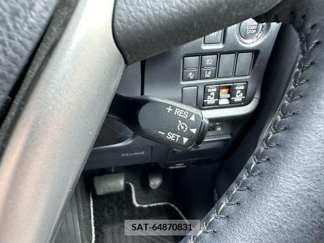 Toyota NOAH 2019-03 365088-23
