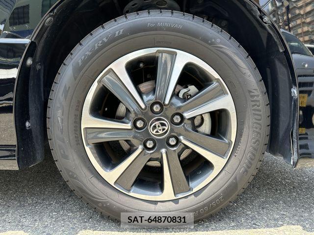 Toyota NOAH 2019-03 365088-9