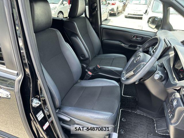 Toyota NOAH 2019-03 365088-14