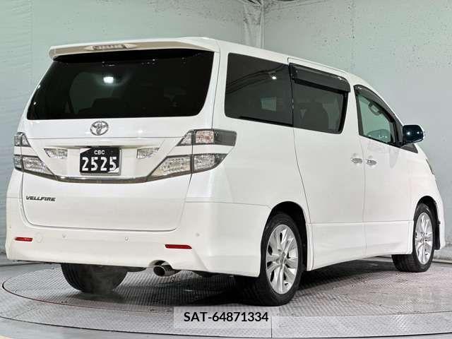 Toyota VELLFIRE 2010-01 209022-8