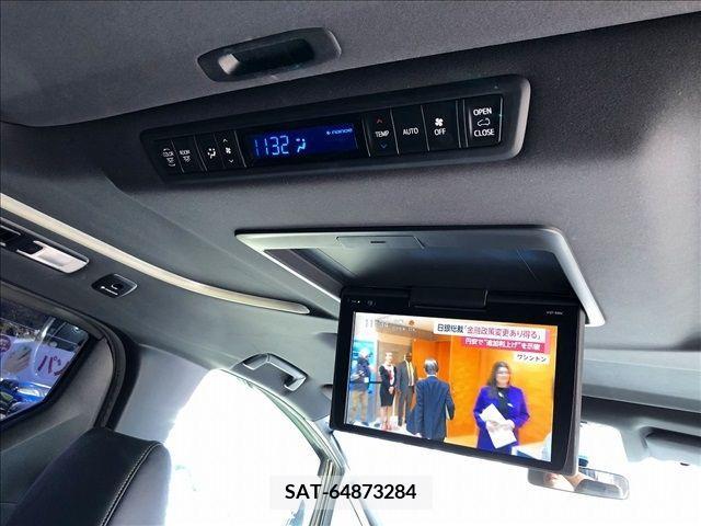 Toyota VELLFIRE 2016-12 287986-9