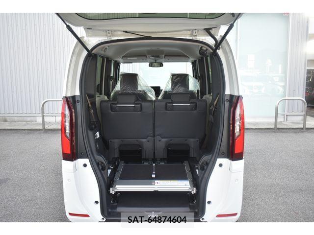 Honda N BOX 2024-05 351282-13